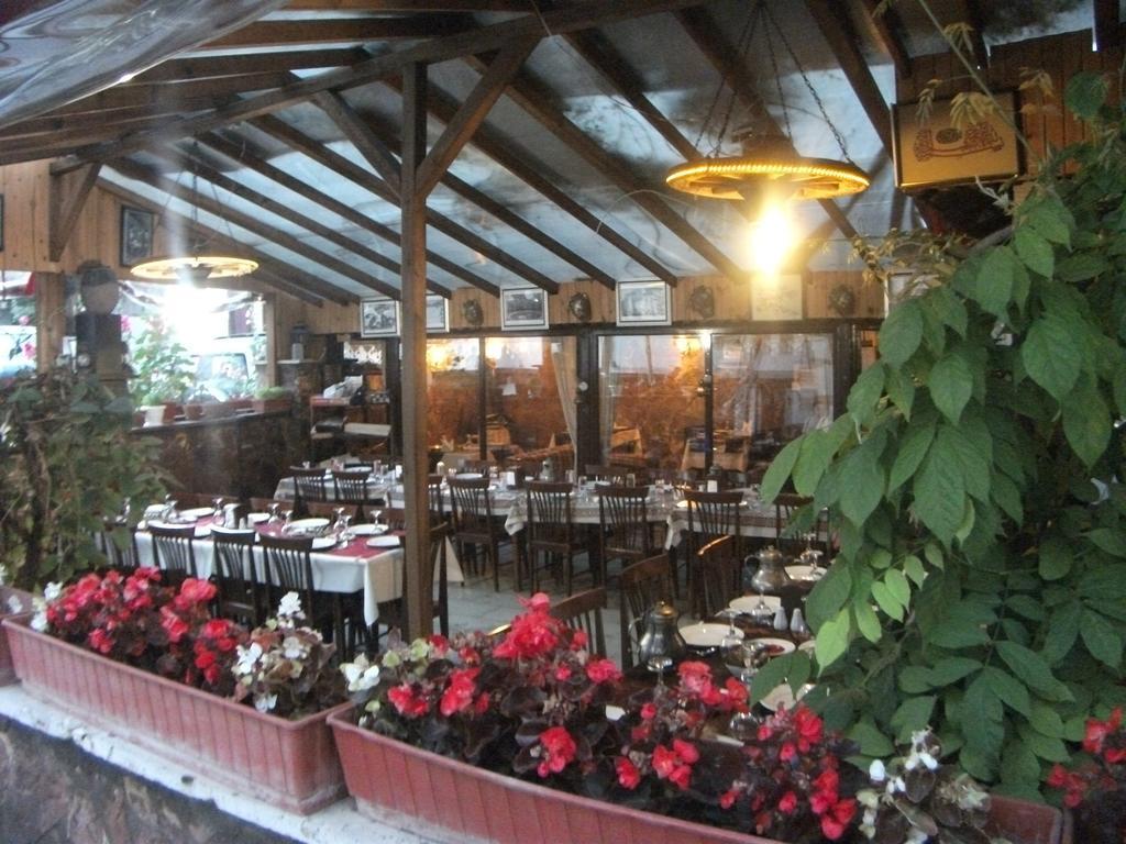 Haci Abdullahlar Konagi Hotel Mudurnu Esterno foto