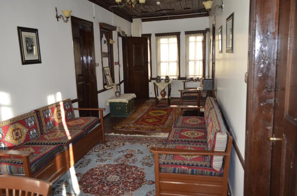 Haci Abdullahlar Konagi Hotel Mudurnu Esterno foto