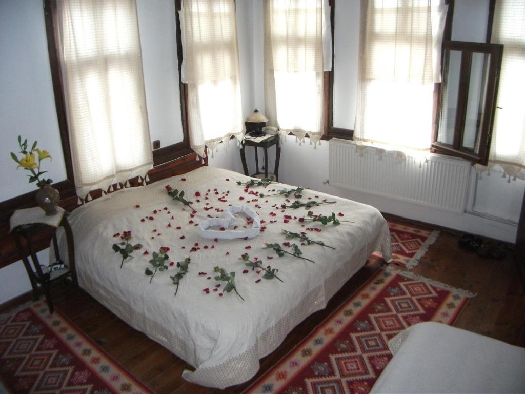 Haci Abdullahlar Konagi Hotel Mudurnu Esterno foto